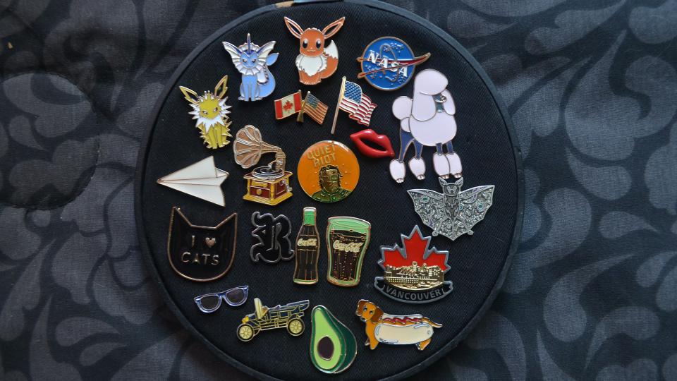 Decorate your R code with flair